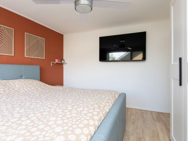 Tjalkstraat 2, Makkum