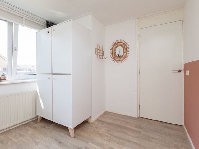 Tjalkstraat 2, Makkum