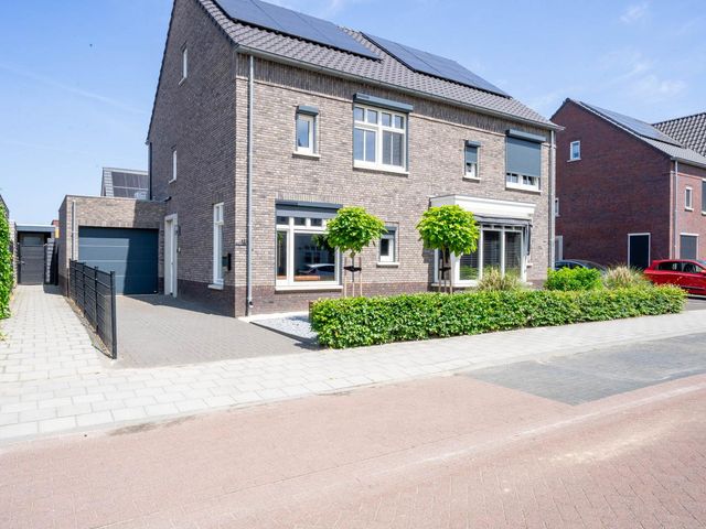 De Tamboerijn 12, Beek En Donk