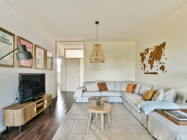 Tarwekamp 80, Diemen