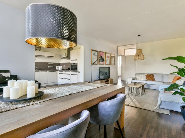 Tarwekamp 80, Diemen
