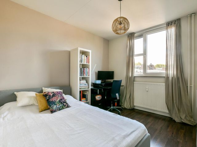 Tarwekamp 80, Diemen