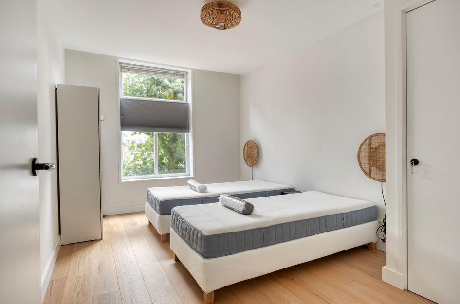 van Limburg Stirumstraat 9