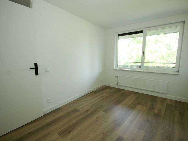 Mies Ruthplaats 32, Leiden