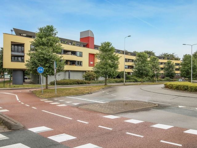 Mies Ruthplaats 32, Leiden