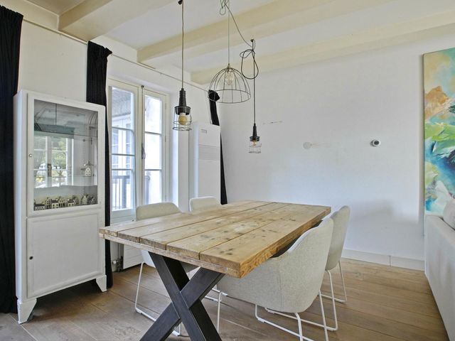 Droogbak 2K, Amsterdam