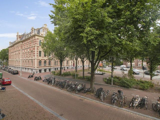 Droogbak 2K, Amsterdam