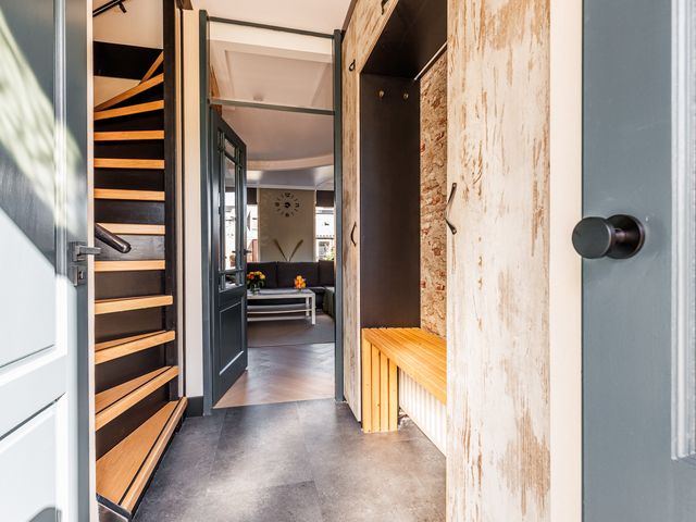 Klaverbladstraat 7, Klaaswaal