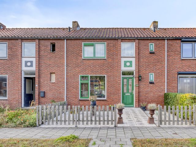 Zeeanemoonweg 39, Renesse