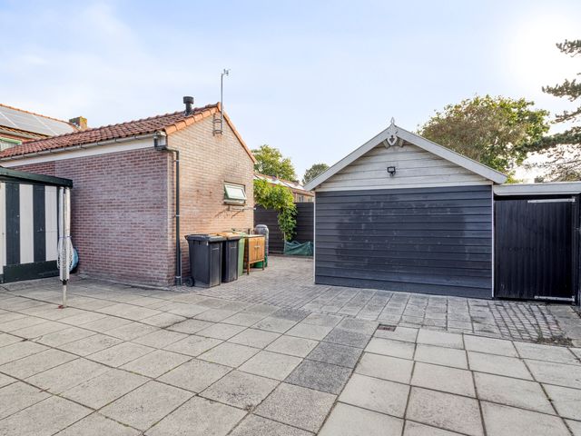 Zeeanemoonweg 39, Renesse