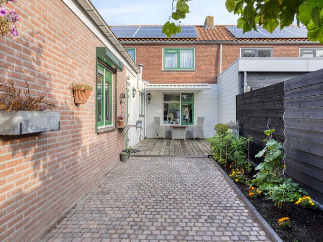 Zeeanemoonweg 39, Renesse