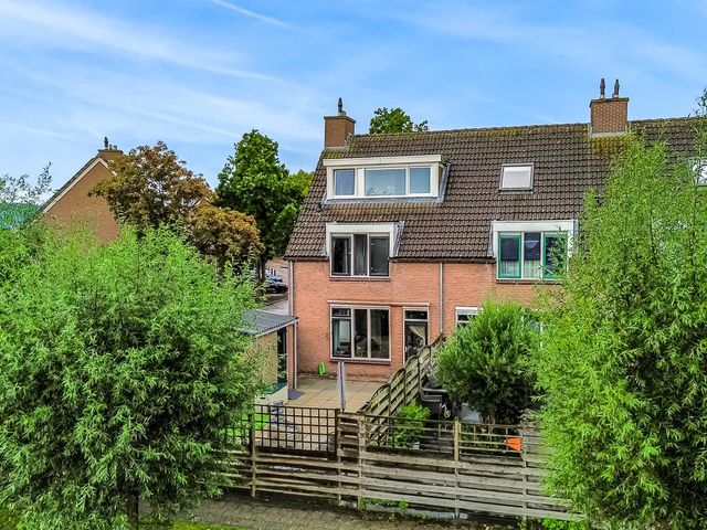 Voerman 174, Lisse