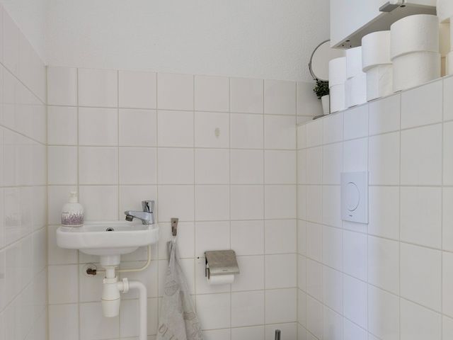 Ethekwini 56, Amsterdam