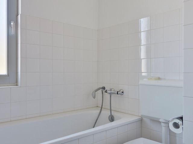 Ethekwini 56, Amsterdam