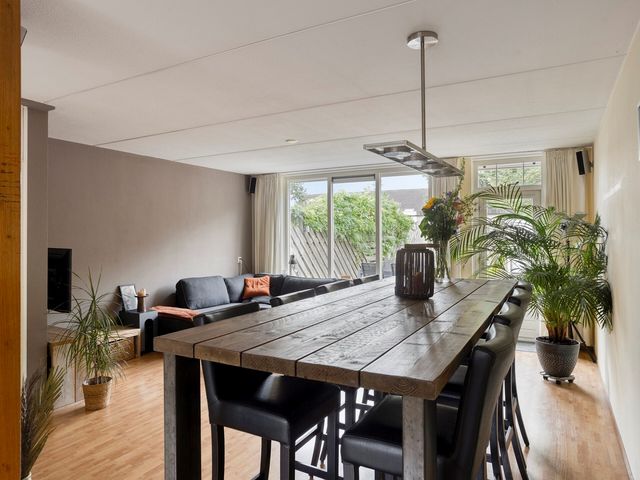 Broekzijdselaan 15, Abcoude