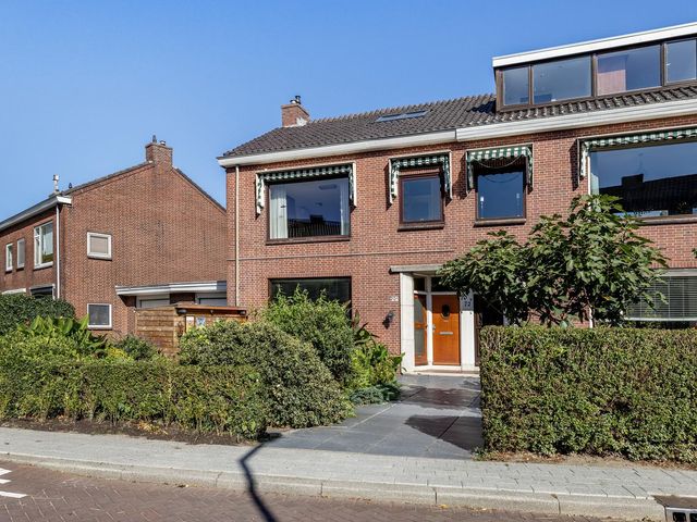 Burgemeester Wijnaendtslaan 70B, Rotterdam