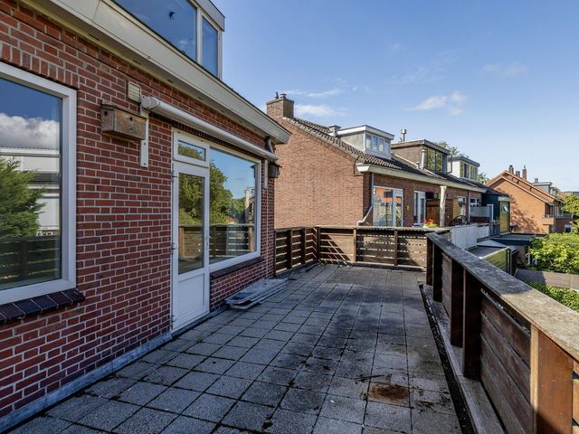 Burgemeester Wijnaendtslaan 70B, Rotterdam
