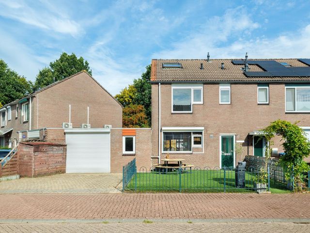 Rozengaard 15 3, Lelystad