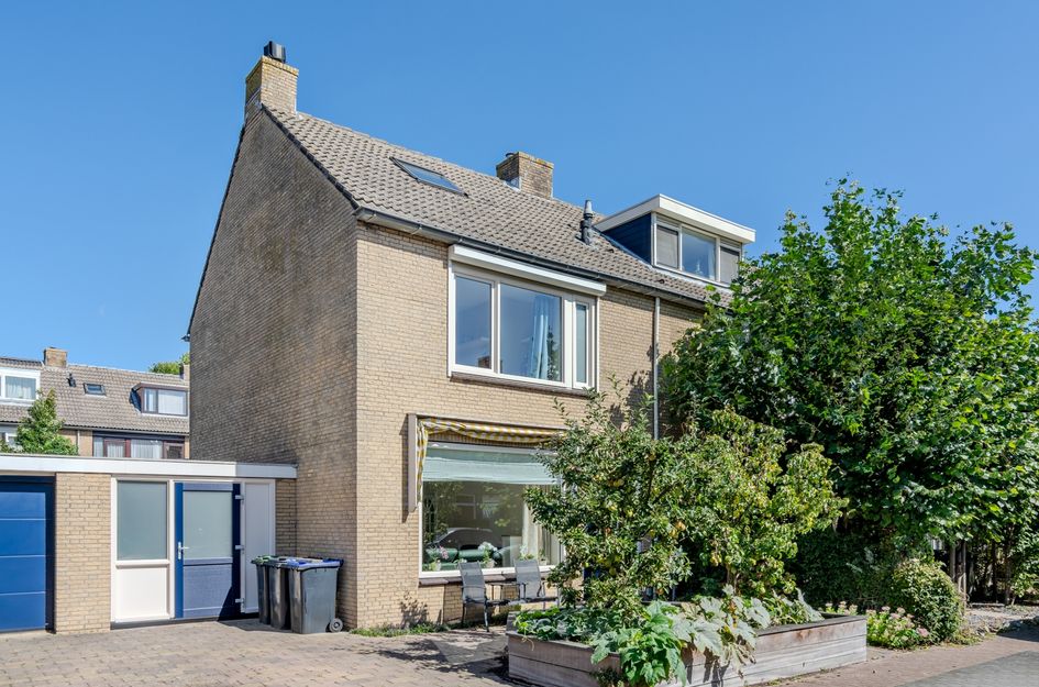 Evertsenstraat 11