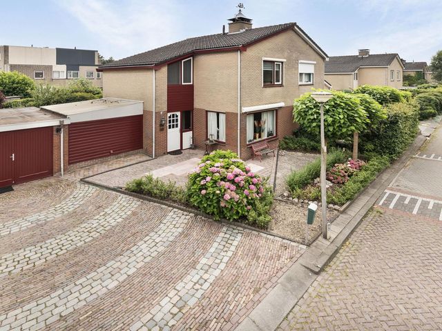 Omloop 16, Strijen