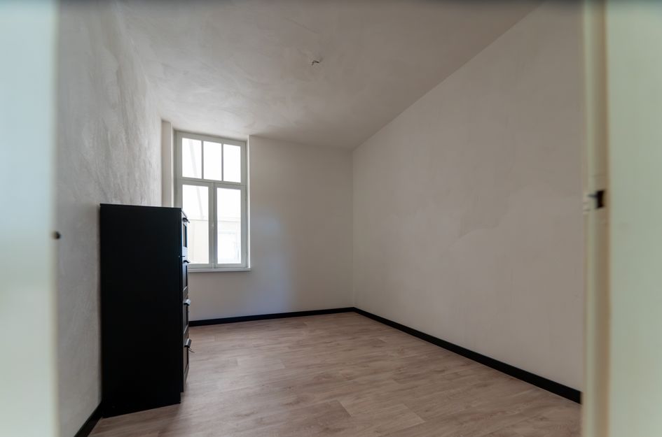 Deckersstraat 12
