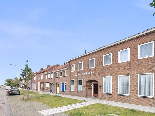 Willemsweg 9, Schoondijke