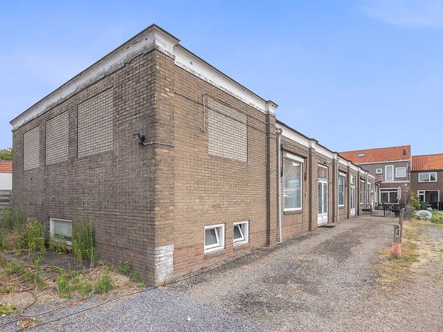 Willemsweg 9, Schoondijke