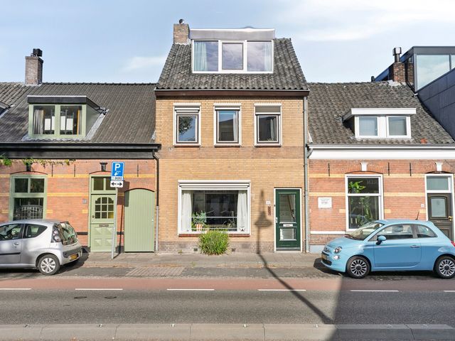 Bredaseweg 50, Oosterhout