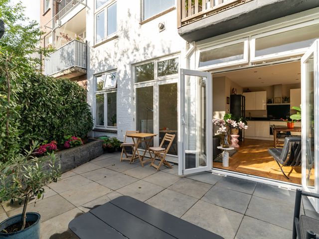 Burgemeester Van Der Werffstraat 121, Den Haag