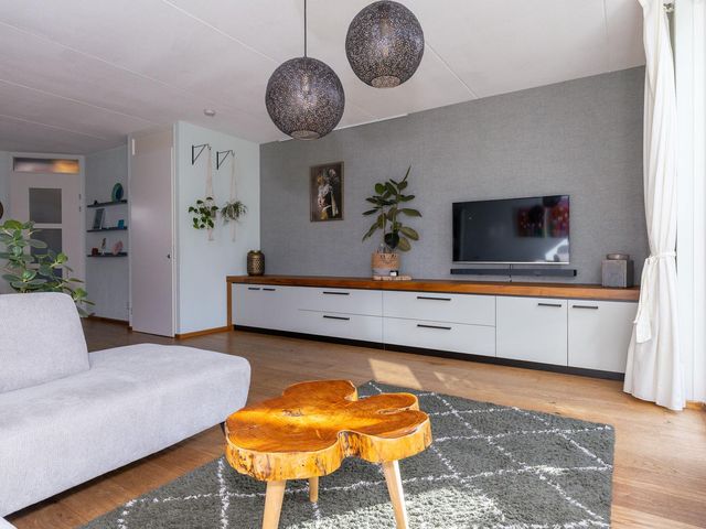 Rietzanger 38, Hoogkarspel