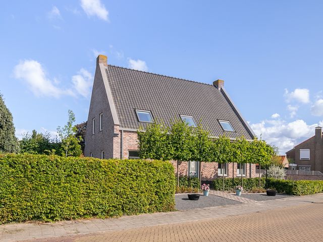 Nieuwstraat 18, Groede