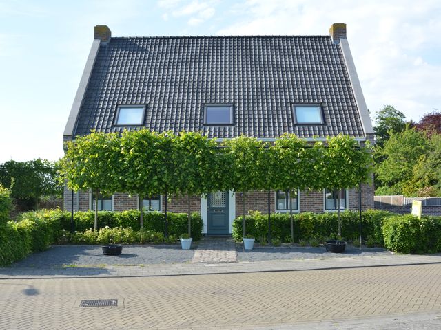 Nieuwstraat 18, Groede