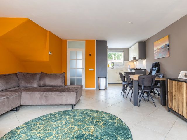 Doorzwin 4248, Julianadorp