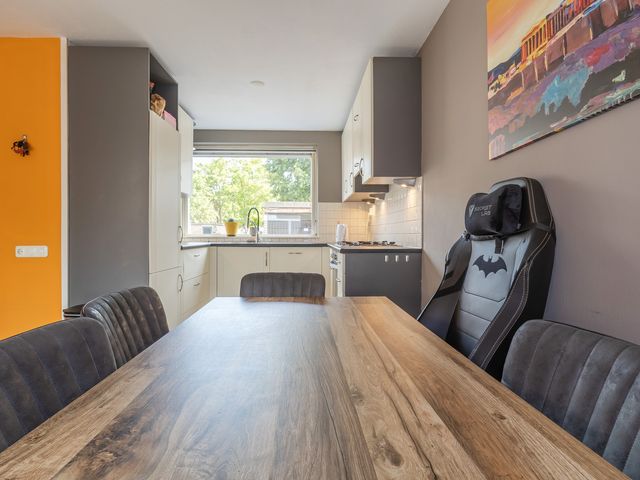 Doorzwin 4248, Julianadorp