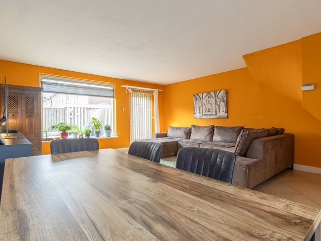 Doorzwin 4248, Julianadorp