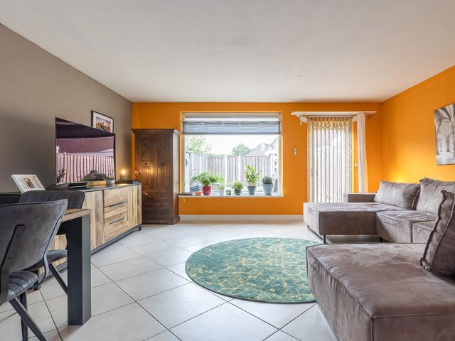 Doorzwin 4248, Julianadorp