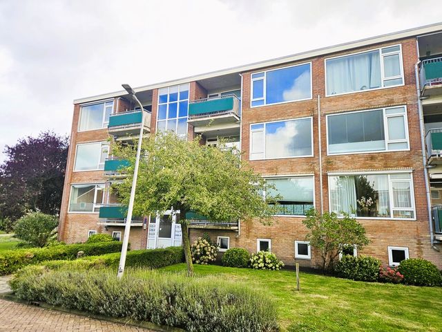 Esdoornlaan 9, Hoogeveen