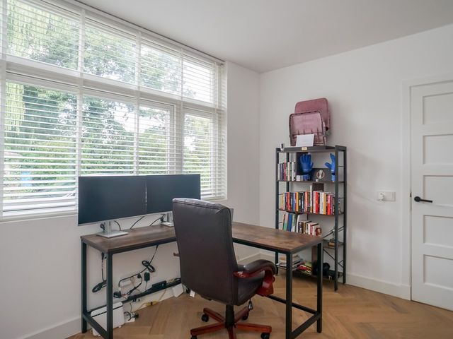 Cort van der Lindenkade 12, Alkmaar