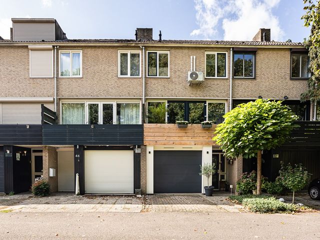 Lindeboom 46, Mook