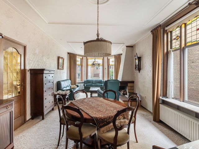 Noordeinde 11, Rijnsburg