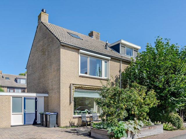 Evertsenstraat 11, Bleiswijk