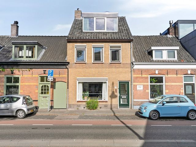 Bredaseweg 50, Oosterhout
