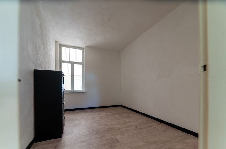 Deckersstraat 12