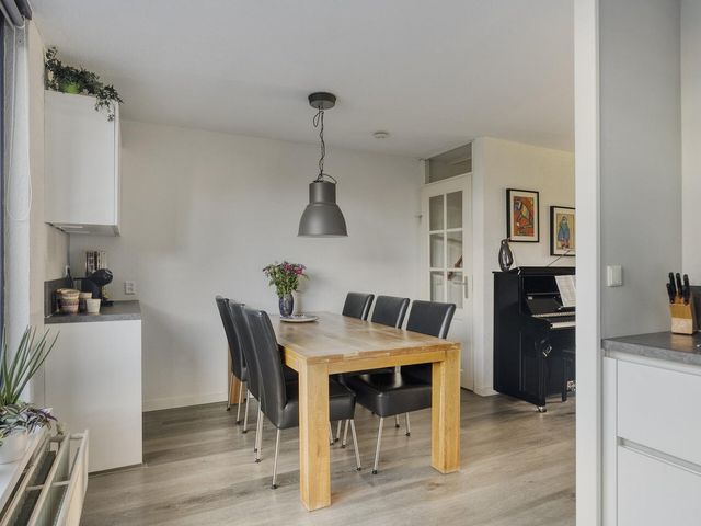 Drapenierlaan 24, Zwolle