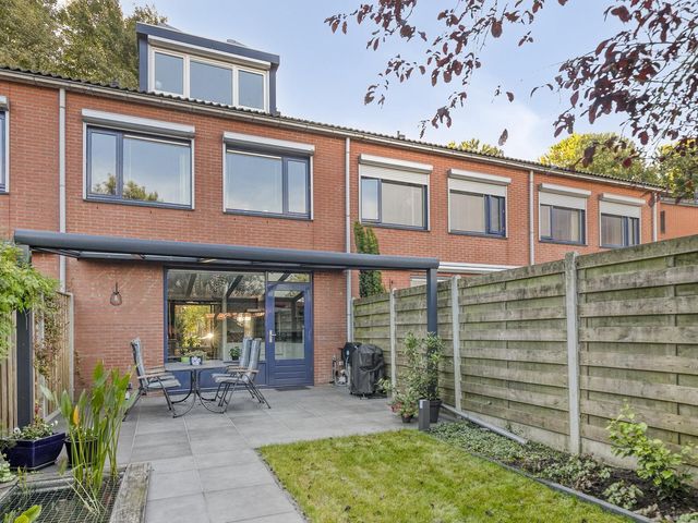 Drapenierlaan 24, Zwolle