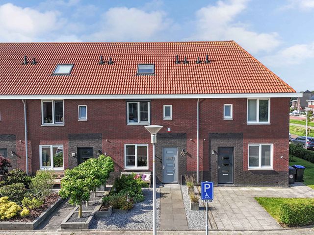 Kastanjeleane 66A, Lemmer