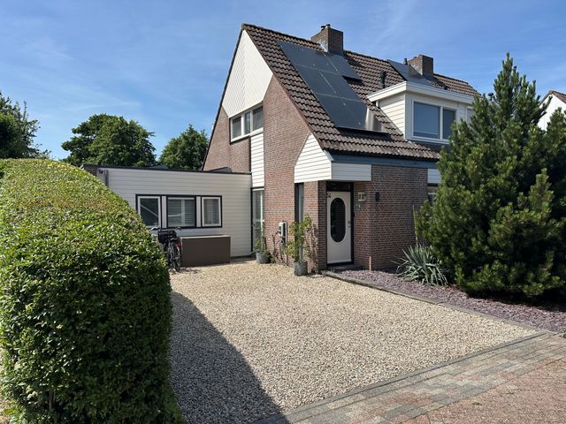 Pegasus 34, Lemmer