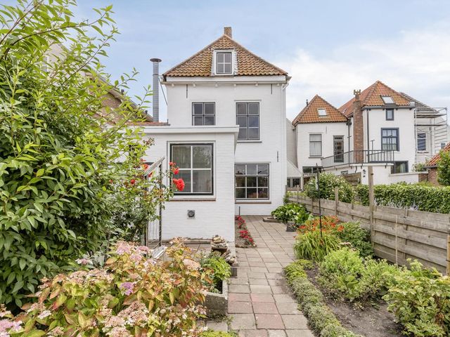 Markt 29, Brouwershaven