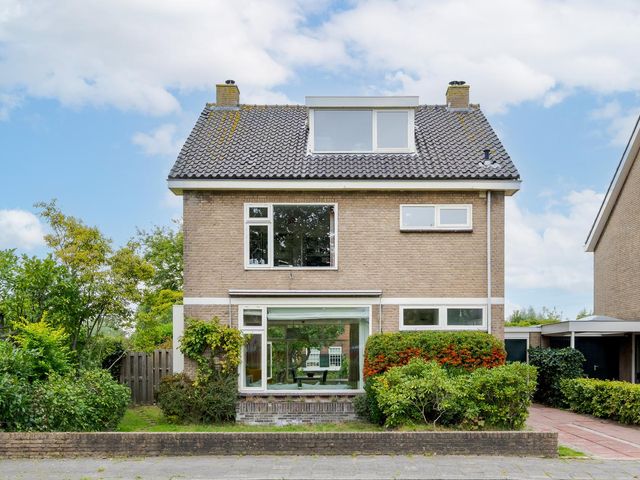 Generaal Spoorlaan 22, Voorschoten