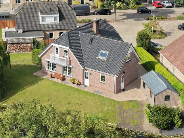 Prins Bernhardlaan 129, Middelharnis
